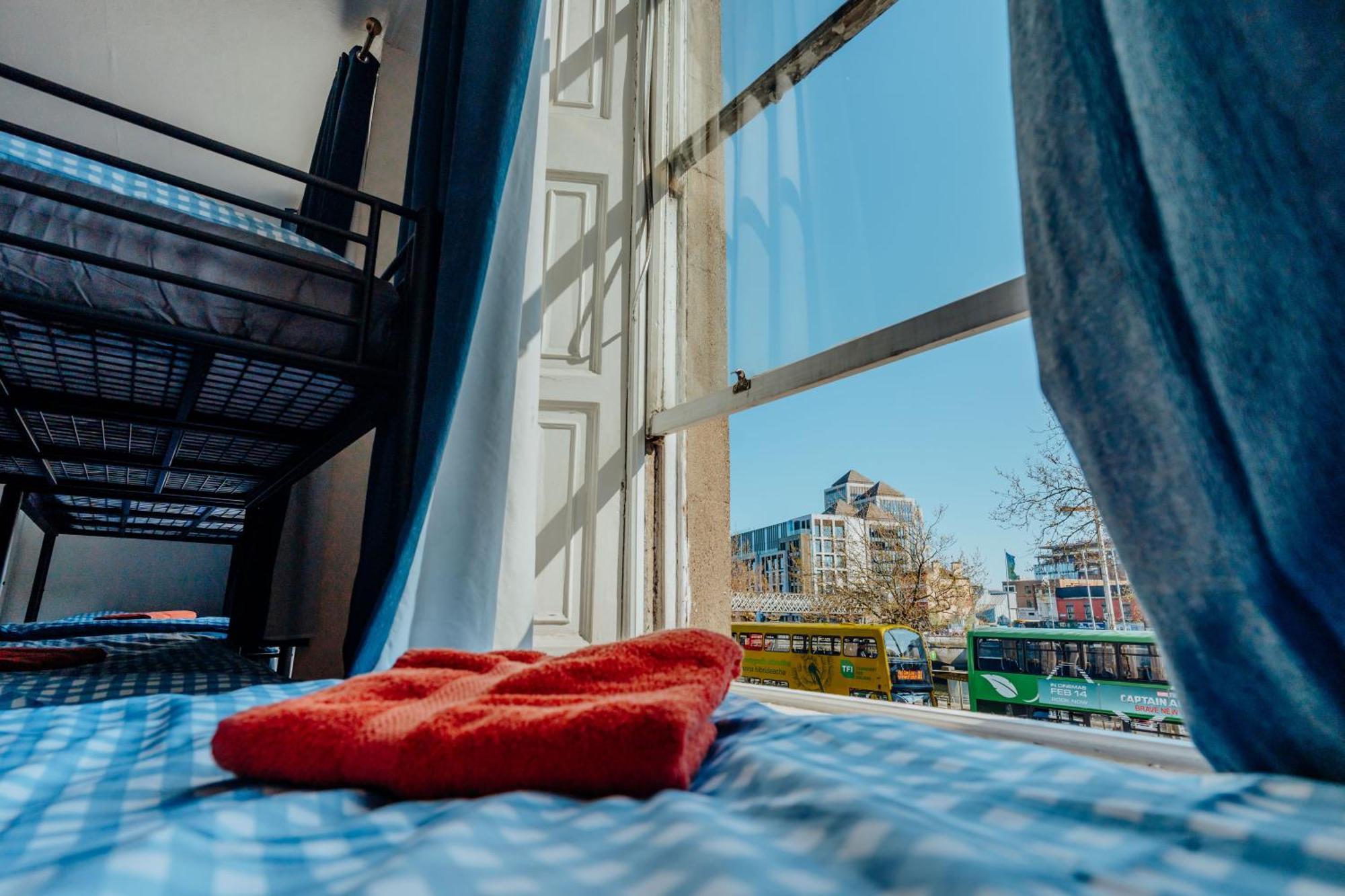 Eden Quay Guesthouse Private Rooms Dublin Exterior photo